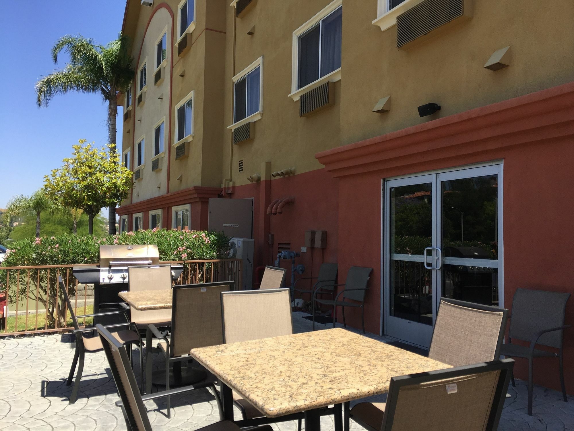 Comfort Suites Near Six Flags Magic Mountain Stevenson Ranch Екстер'єр фото